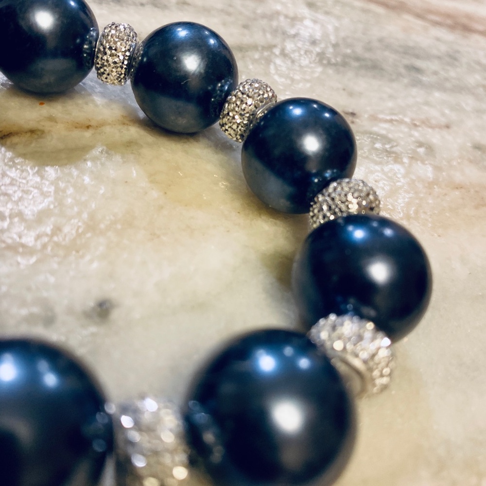 Paparazzi blue sparkly stretch bracelet